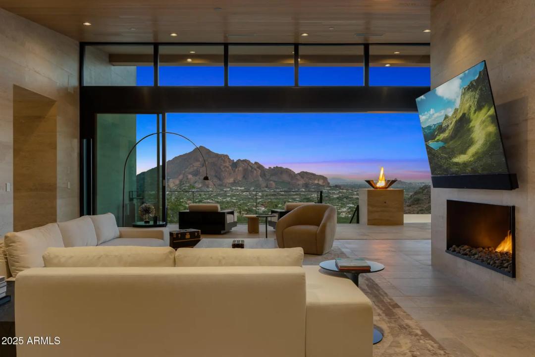 Real Estate Picture 43