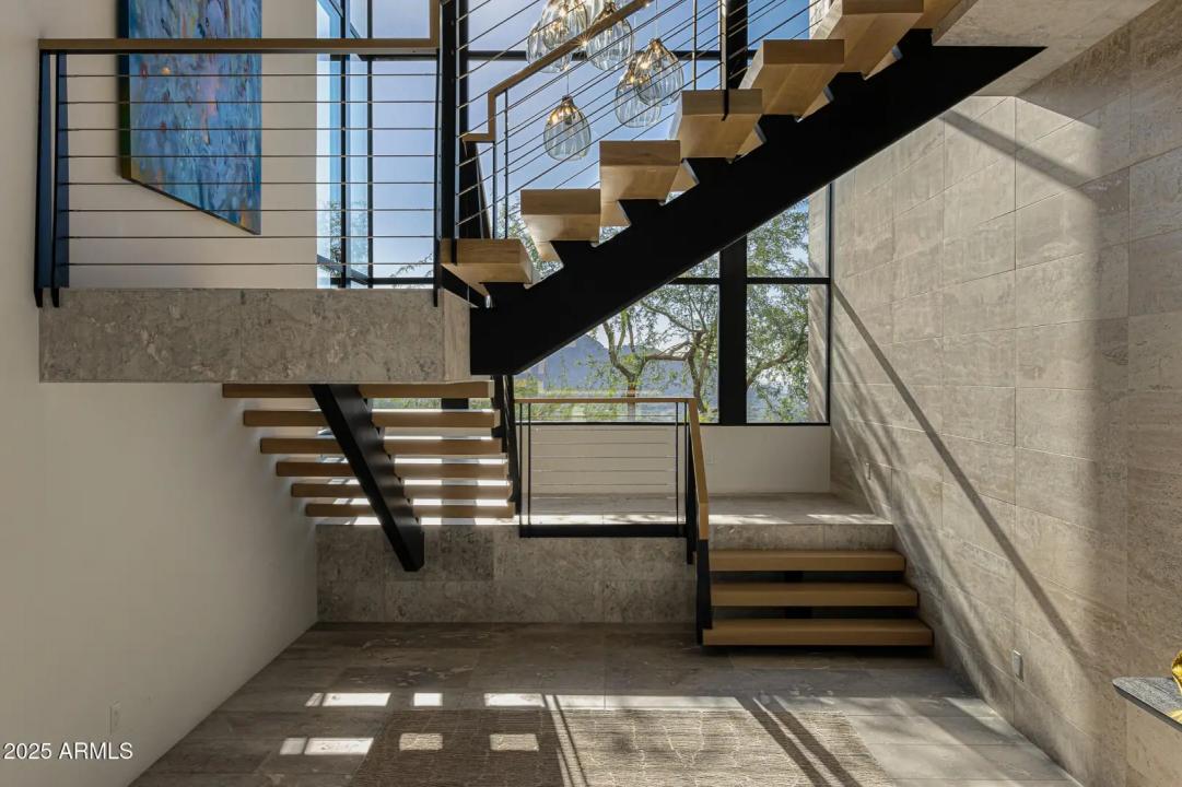 Real Estate Picture 49