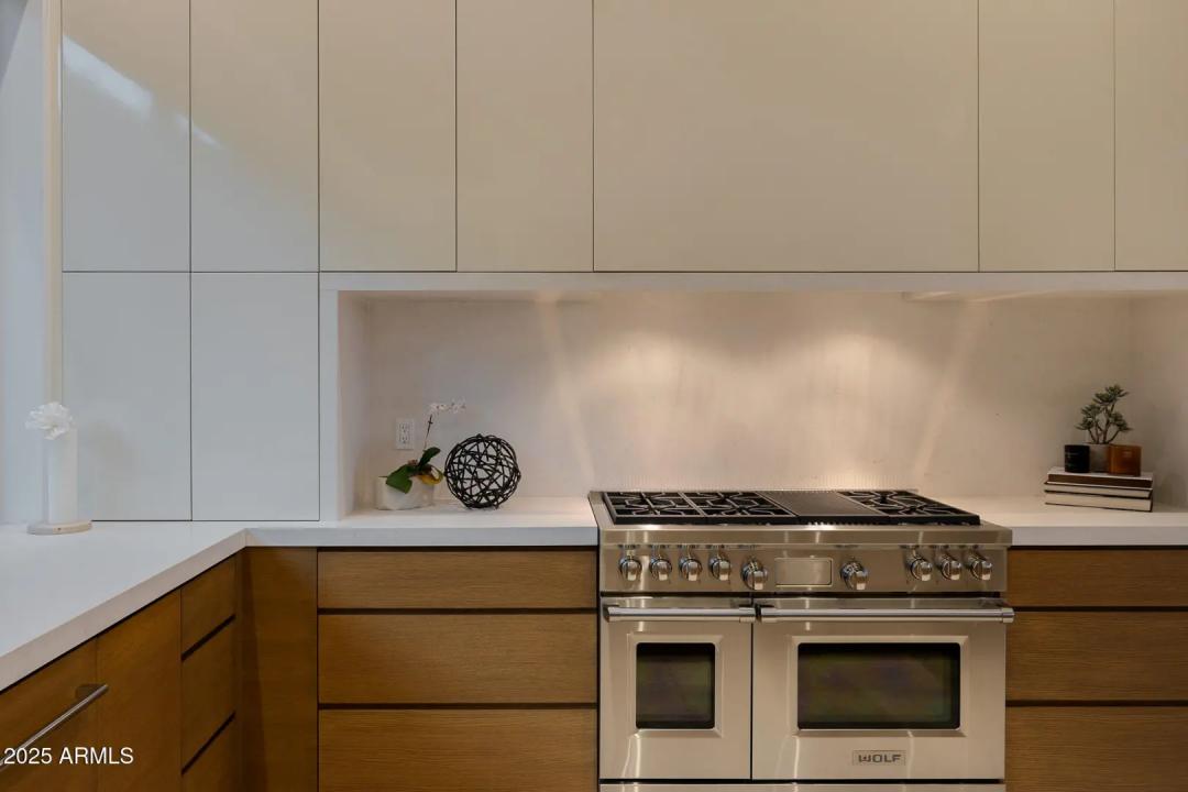 Real Estate Picture 64