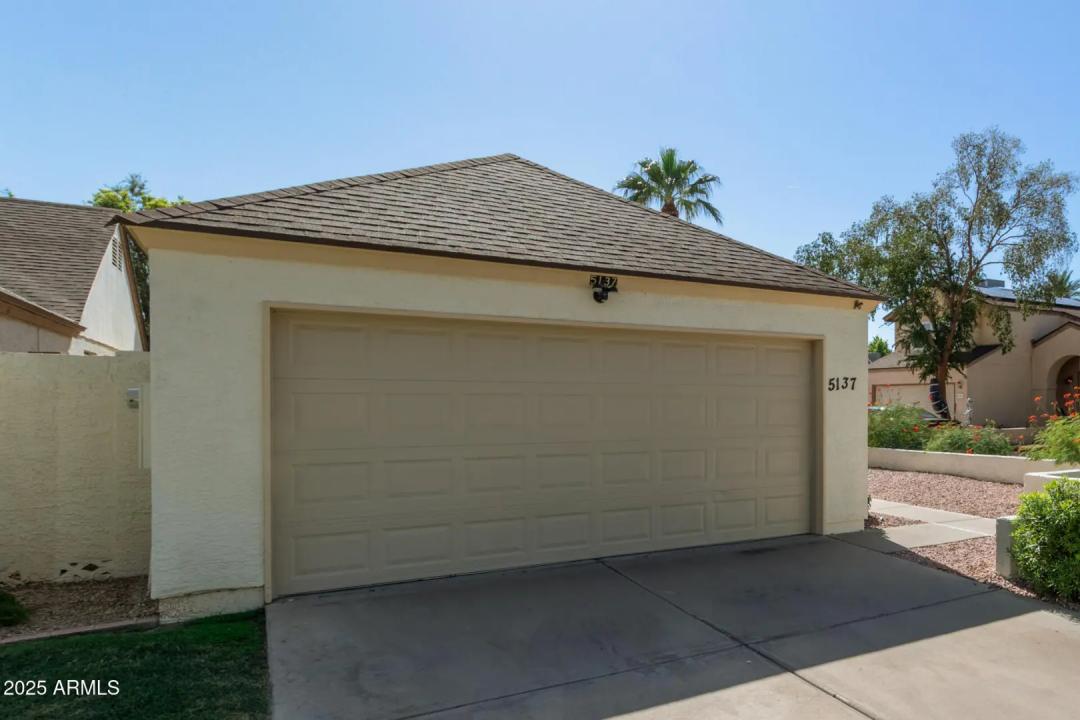 Real Estate Picture 6