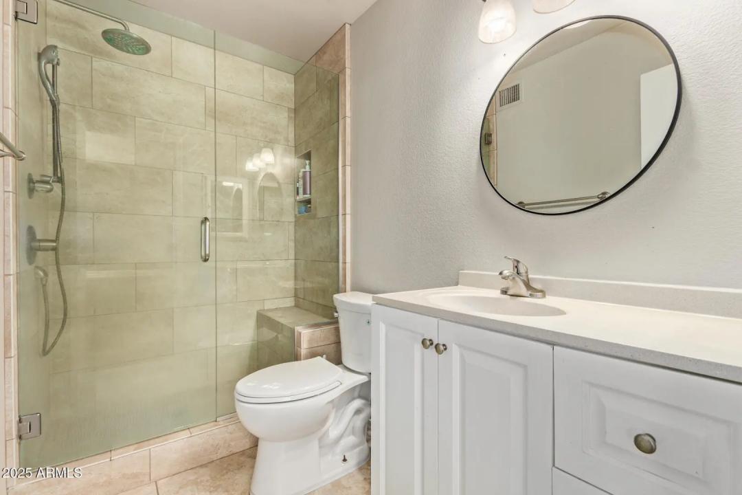 Real Estate Picture 18