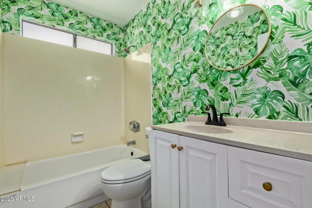 Real Estate Picture 21