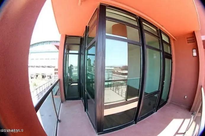 Real Estate Picture 12