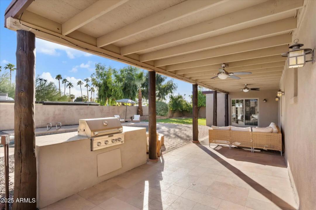 Real Estate Picture 21