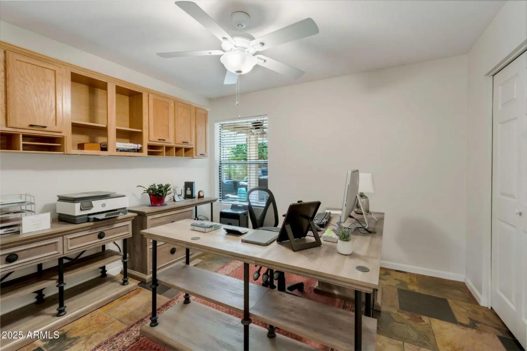 Real Estate Picture 22