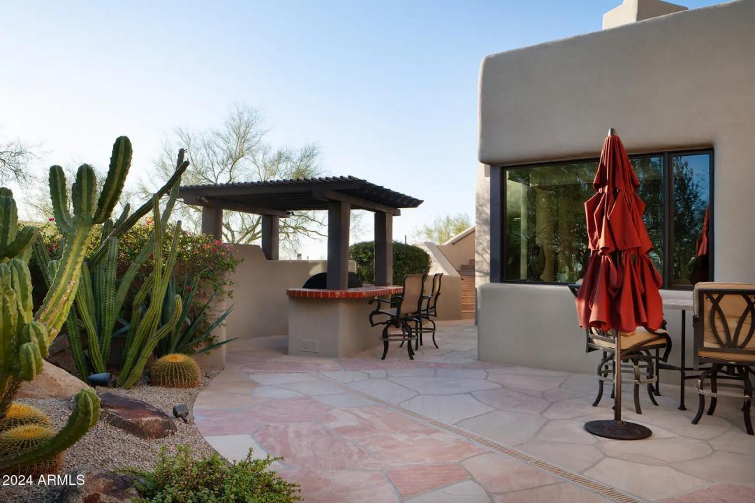 Real Estate Picture 33