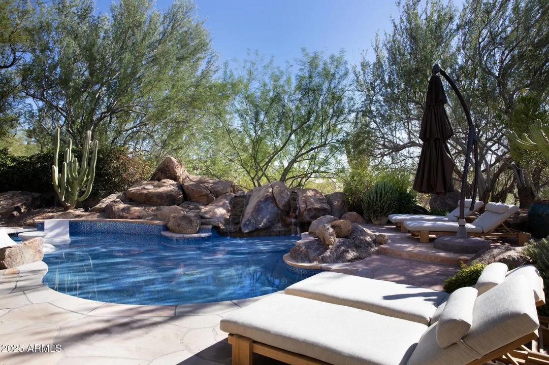 Real Estate Picture 37