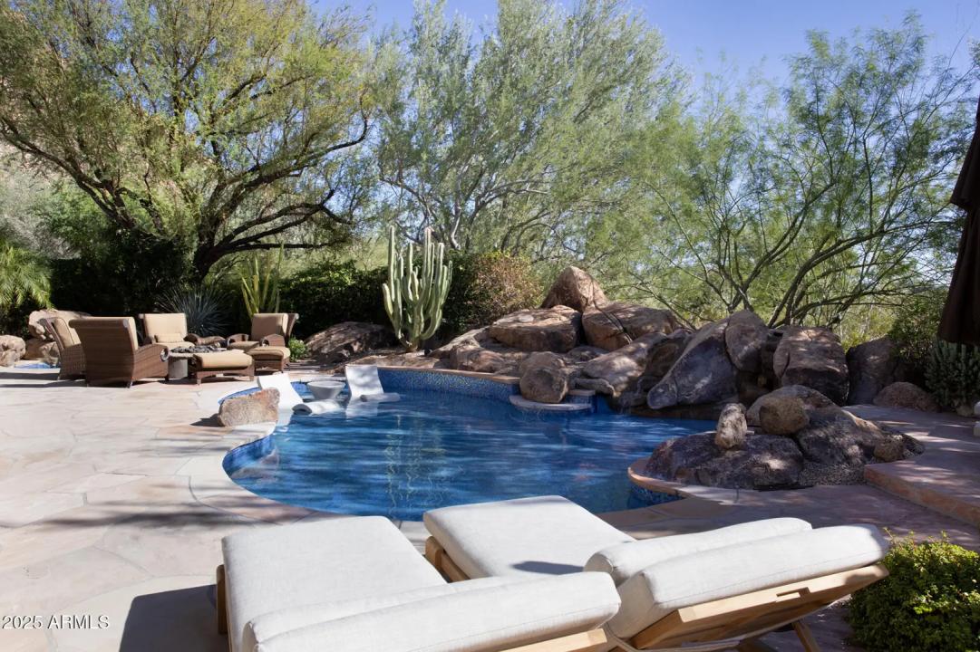 Real Estate Picture 38