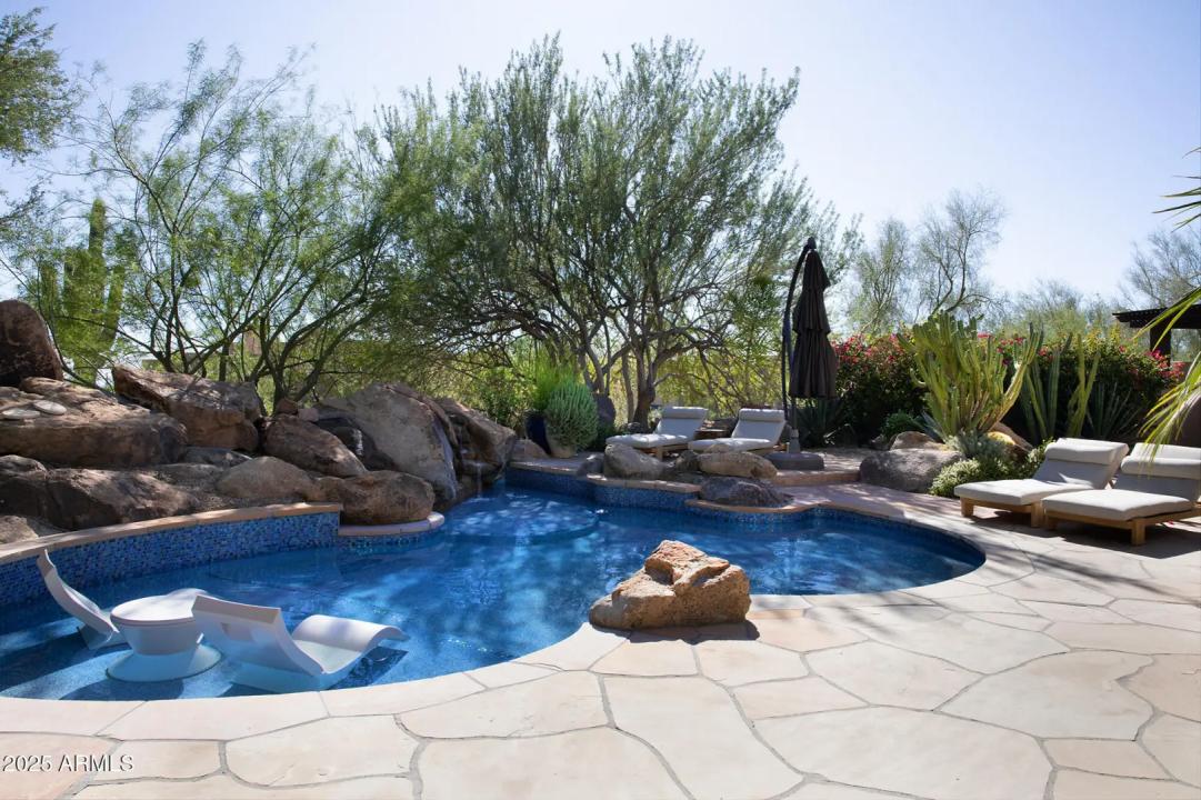 Real Estate Picture 36