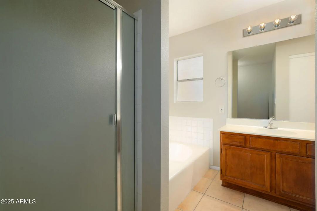 Real Estate Picture 10