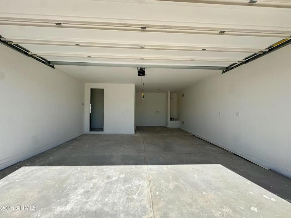 Real Estate Picture 19