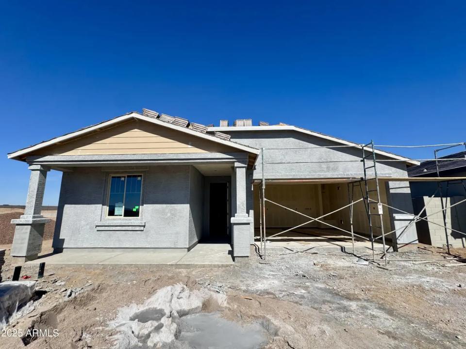 Real Estate Picture 2