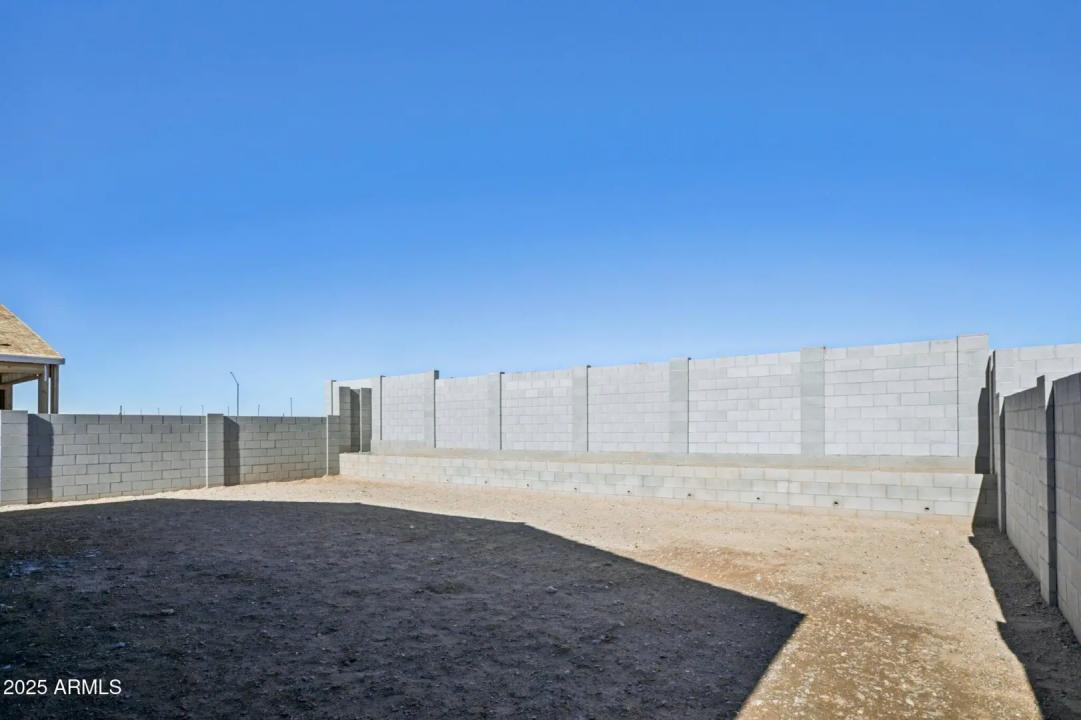 Real Estate Picture 37