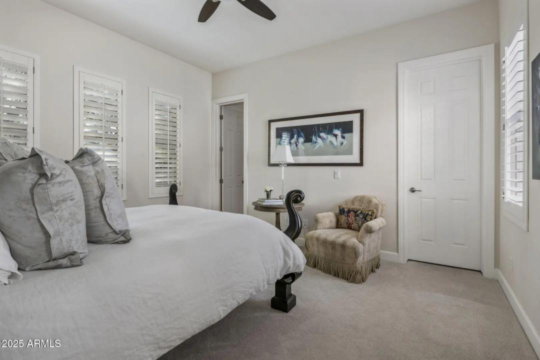 Real Estate Picture 22