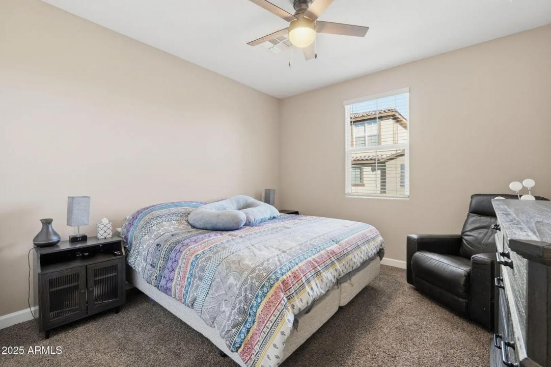 Real Estate Picture 20