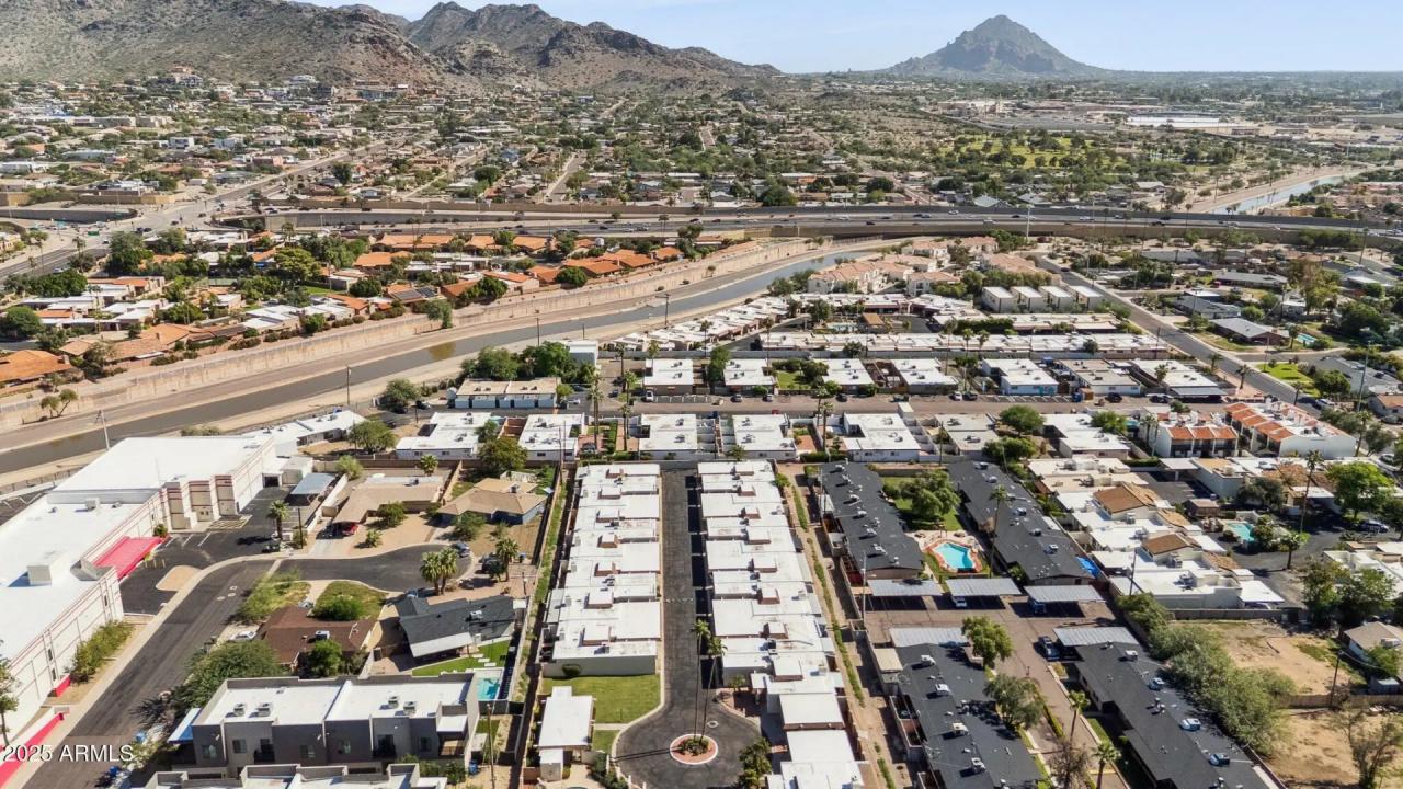 Real Estate Picture 26