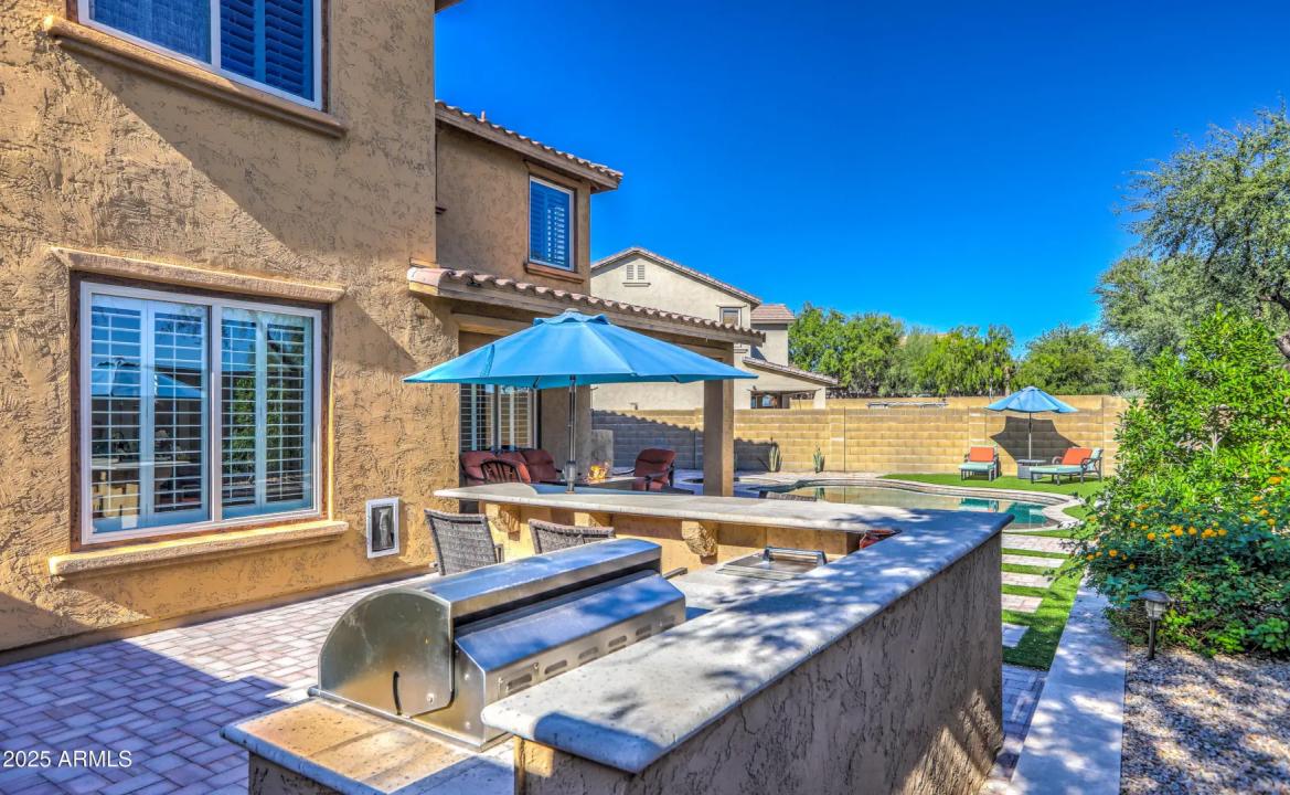 Real Estate Picture 37