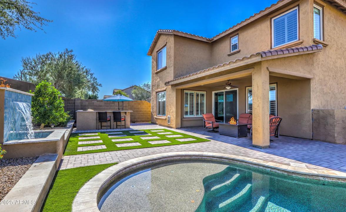 Real Estate Picture 44