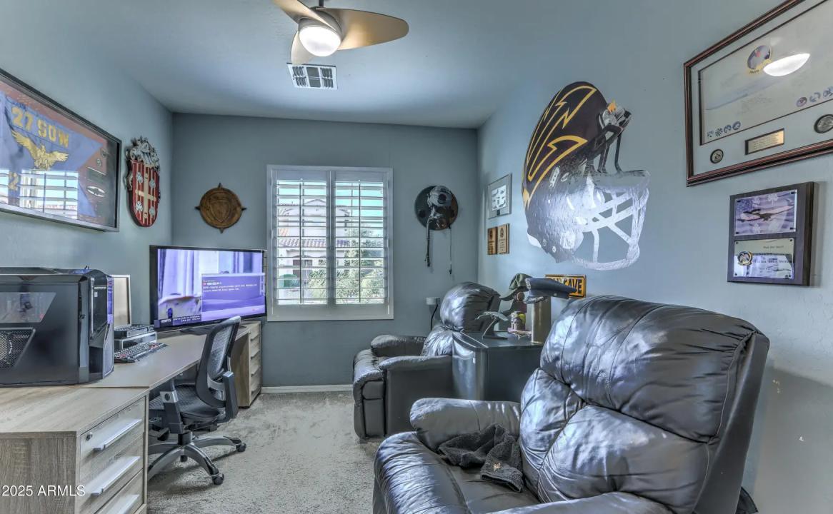 Real Estate Picture 32