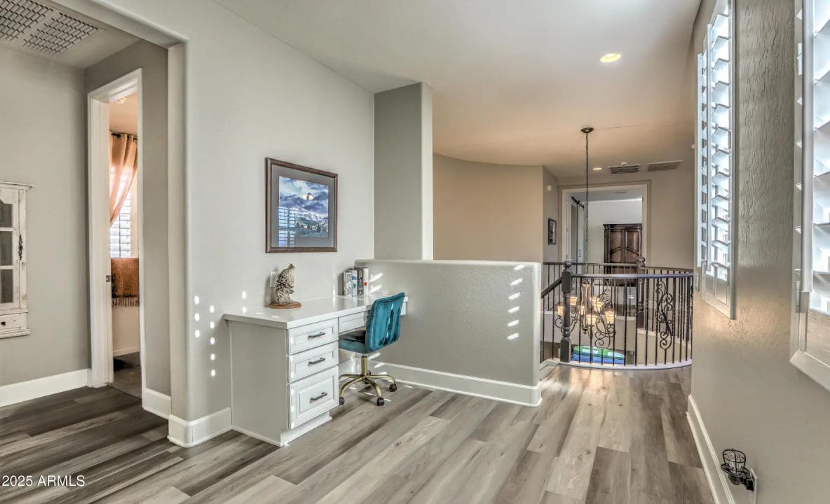 Real Estate Picture 29