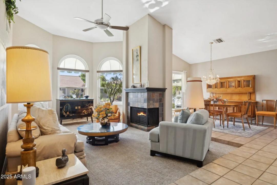 Real Estate Picture 7