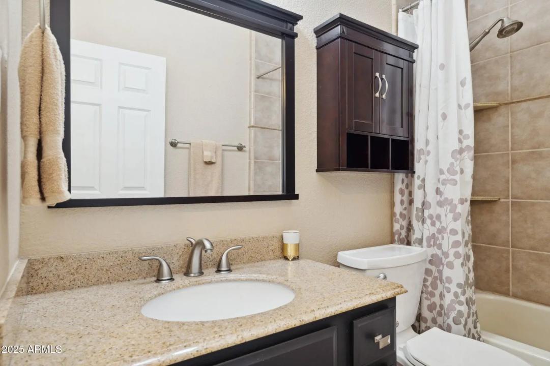 Real Estate Picture 19