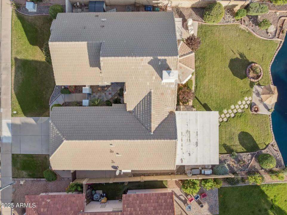 Real Estate Picture 35