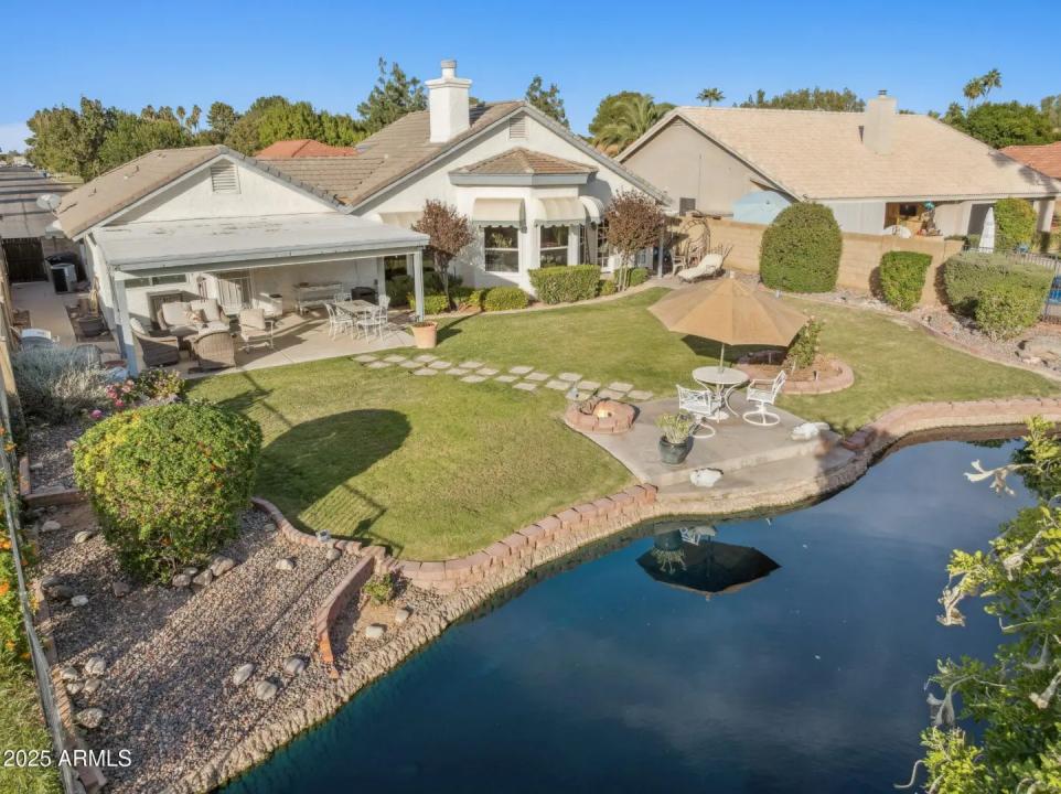 Real Estate Picture 25