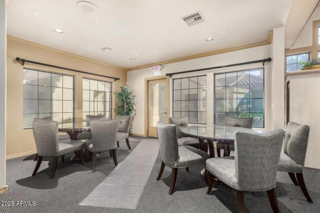 Real Estate Picture 22