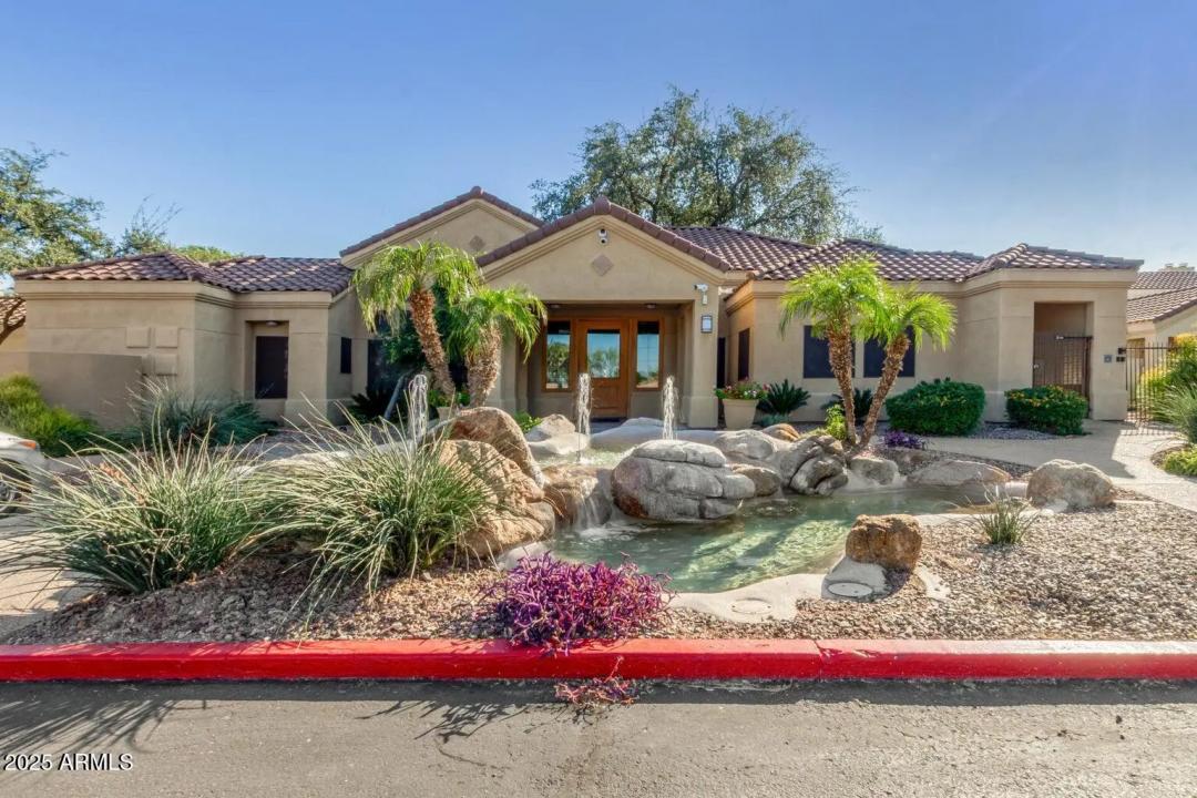 Real Estate Picture 24