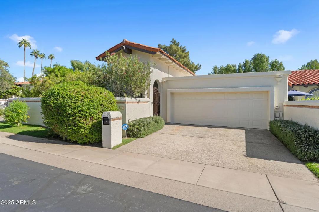 Real Estate Picture 1