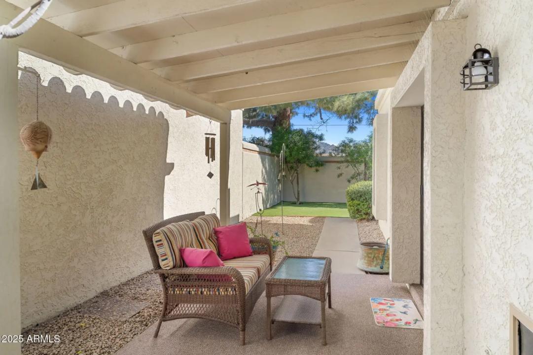 Real Estate Picture 10