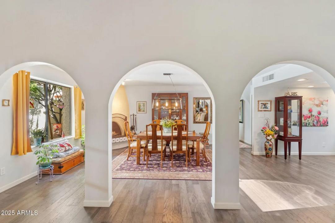 Real Estate Picture 18