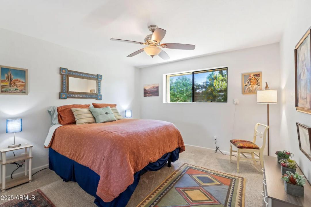 Real Estate Picture 38