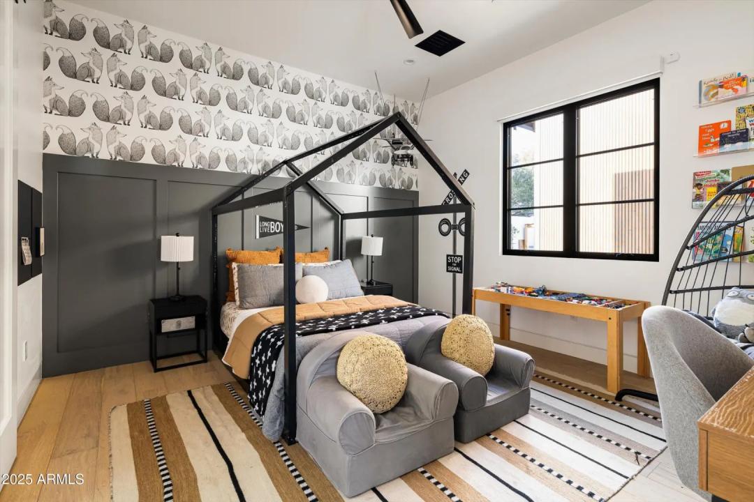 Real Estate Picture 30