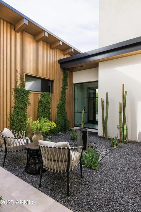 Real Estate Picture 39