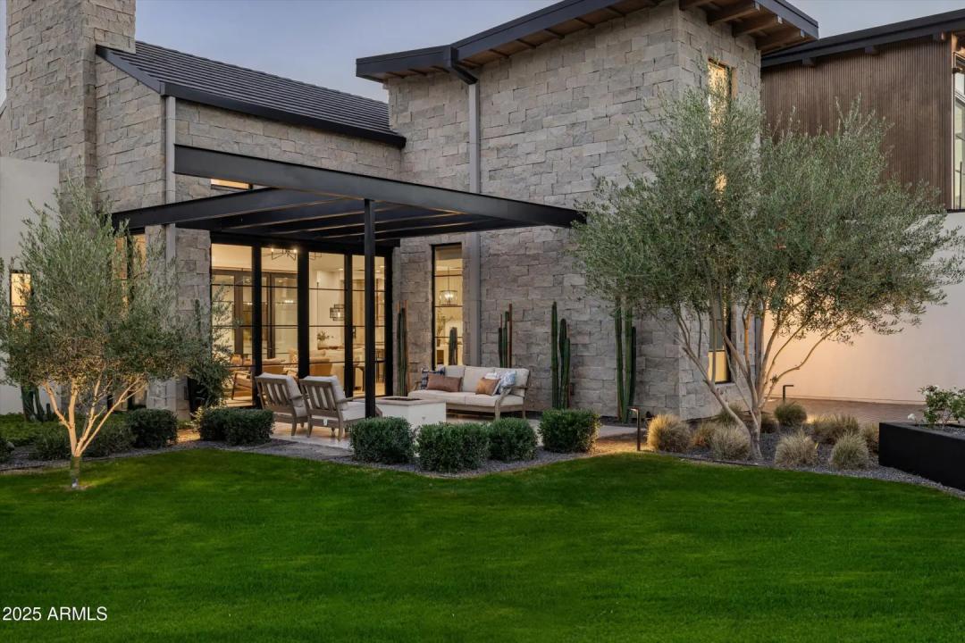 Real Estate Picture 58