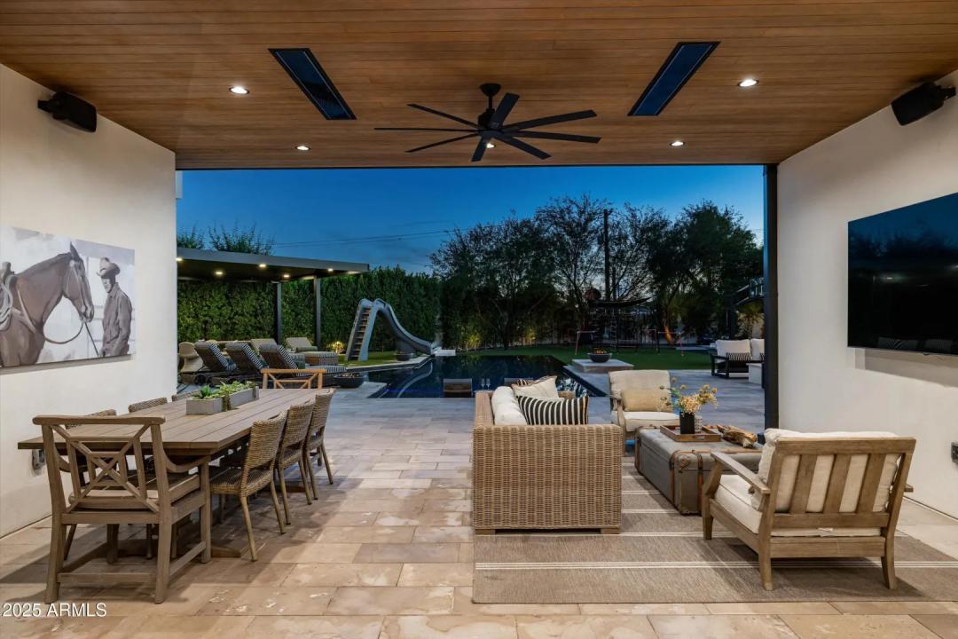 Real Estate Picture 111