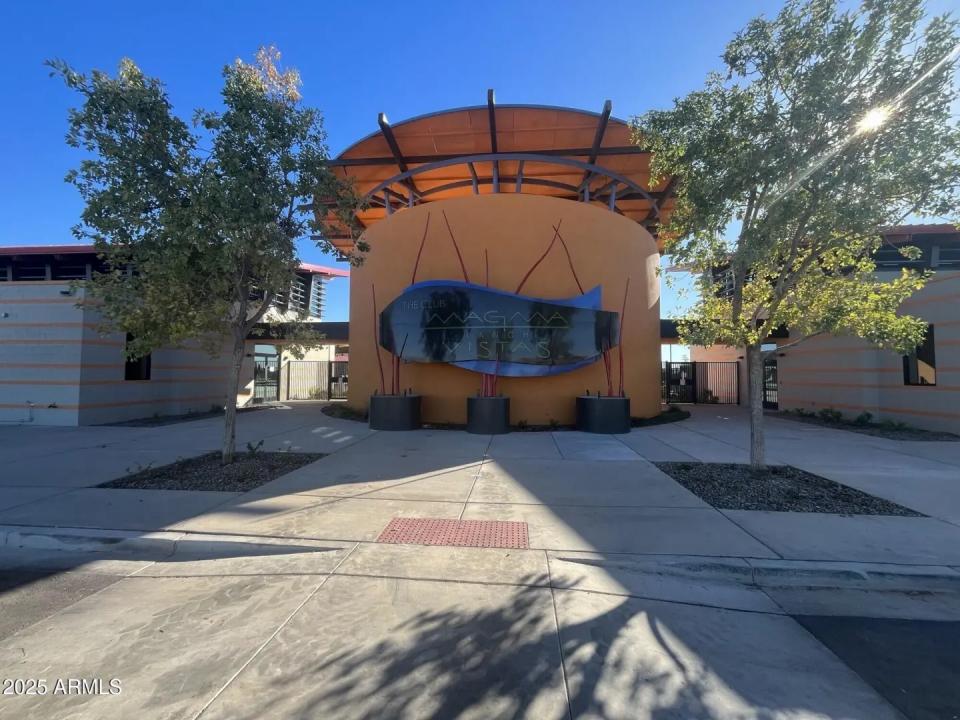 Real Estate Picture 2