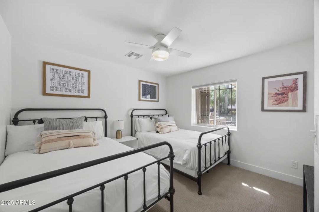 Real Estate Picture 15