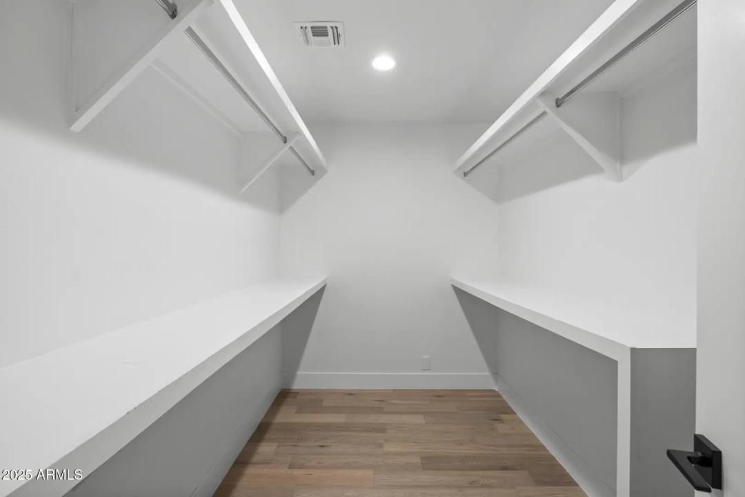 Real Estate Picture 21