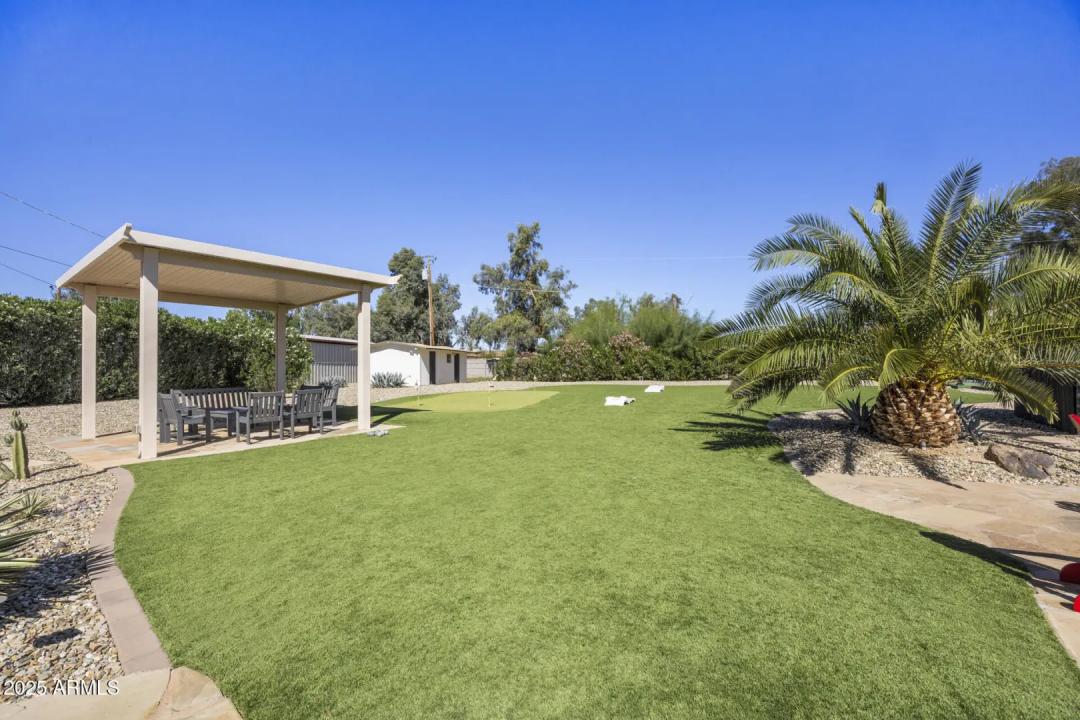 Real Estate Picture 28