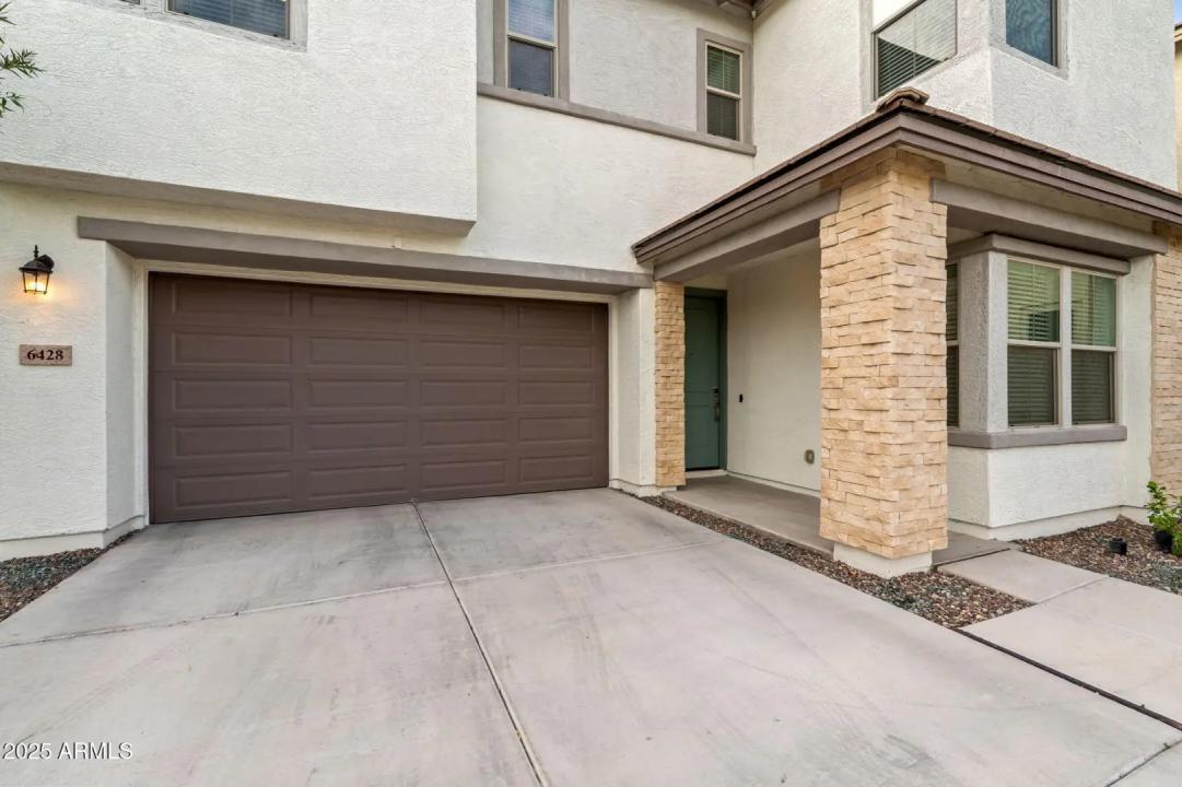 Real Estate Picture 2