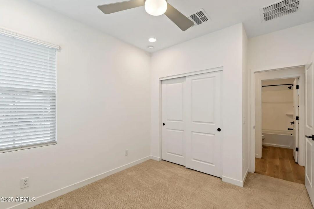 Real Estate Picture 21