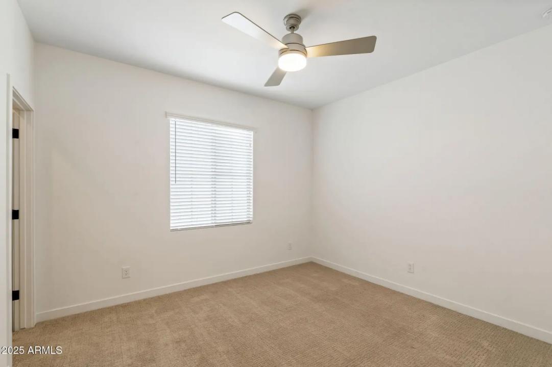 Real Estate Picture 36