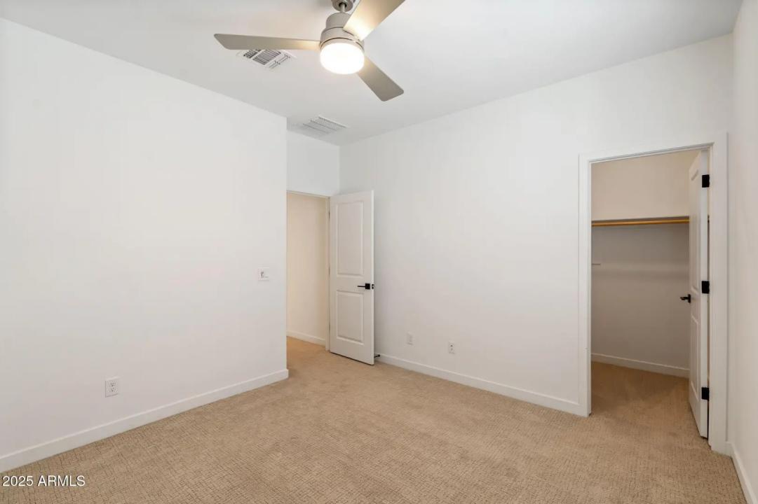 Real Estate Picture 37