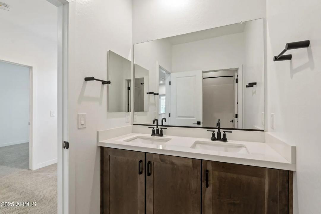 Real Estate Picture 41