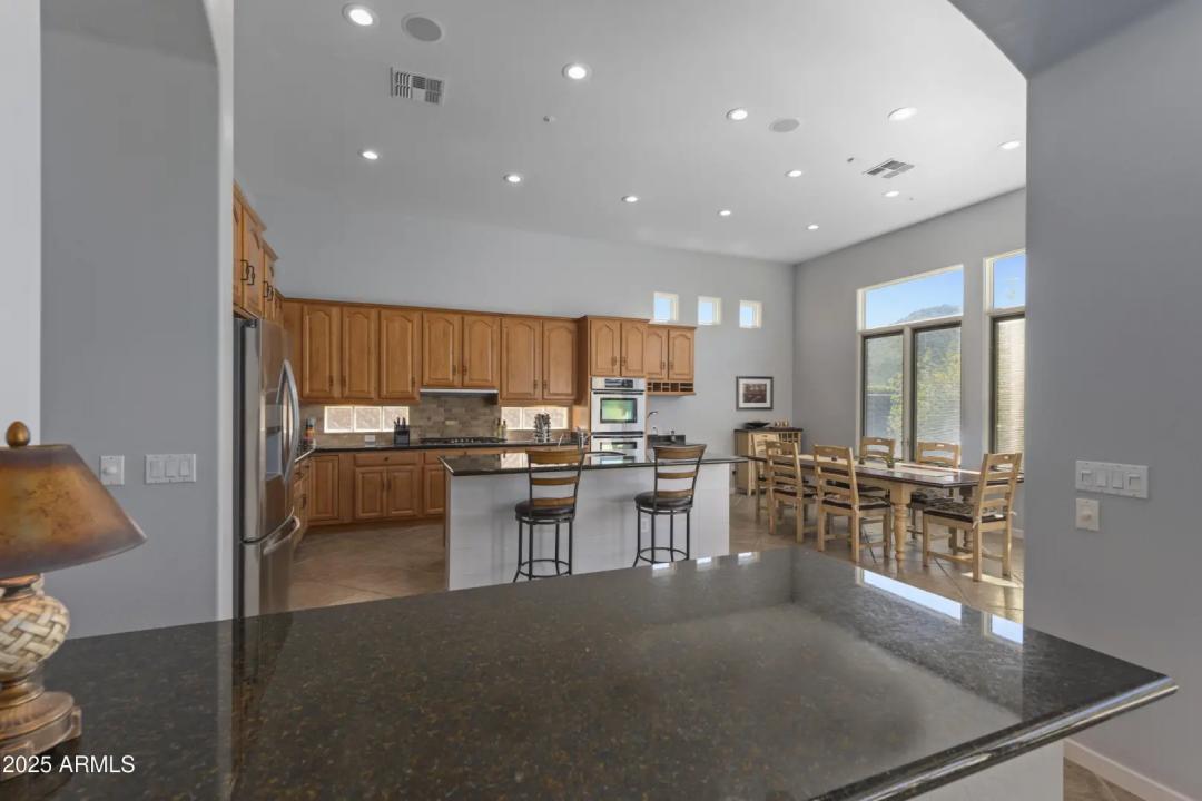 Real Estate Picture 17