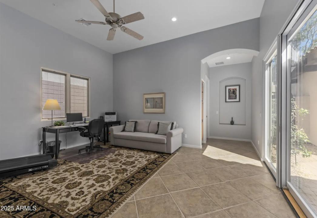 Real Estate Picture 25