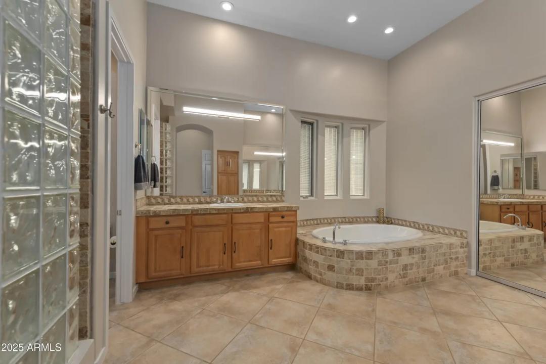 Real Estate Picture 29